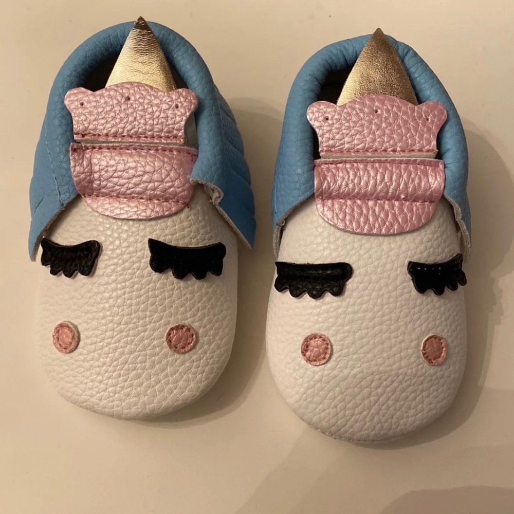 🦄🦄🦄Unicorn Moccasins 🦄🦄🦄